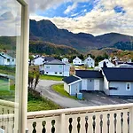 Sandersstua 2, Luxury Family With Private Whirlpool In Stamsund Vestvagoy