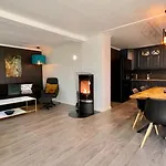בית נופש Sandersstua 2, Luxury Family With Private Whirlpool In Stamsund