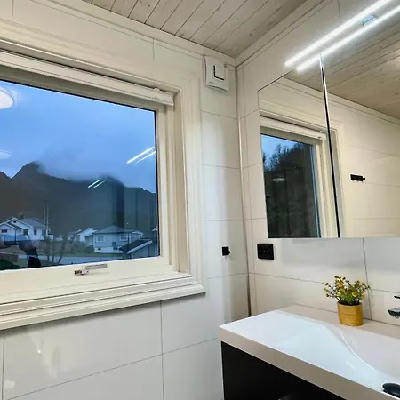 Sandersstua 2, Luxury Family With Private Whirlpool In Stamsund *