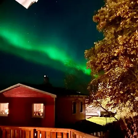 Sandersstua 2, Luxury Family With Private Whirlpool In Stamsund Holiday home Vestvagoy