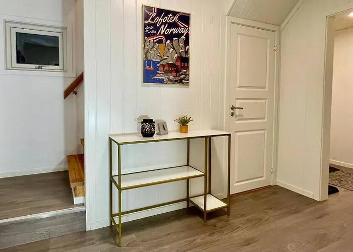Sandersstua 2, Luxury Family With Private Whirlpool In Stamsund Дом отдыха Vestvagoy