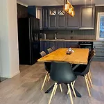 Sandersstua 2, Luxury Family With Private Whirlpool In Stamsund *