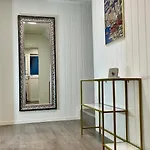 別荘 Sandersstua 2, Luxury Family With Private Whirlpool In Stamsund *