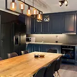 Sandersstua 2, Luxury Family With Private Whirlpool In Stamsund *