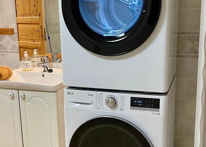Sandersstua 2, Luxury Family With Private Whirlpool In Stamsund Feriehus